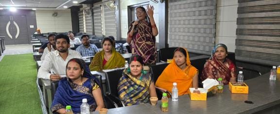 Demands for unlocking the pink toilet at the Municipal Board meeting