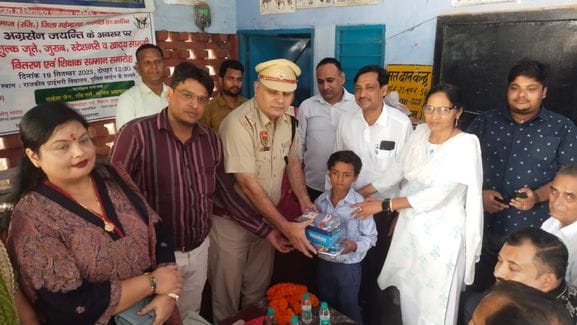 Society needs to move forward in unity: Surendra Singh