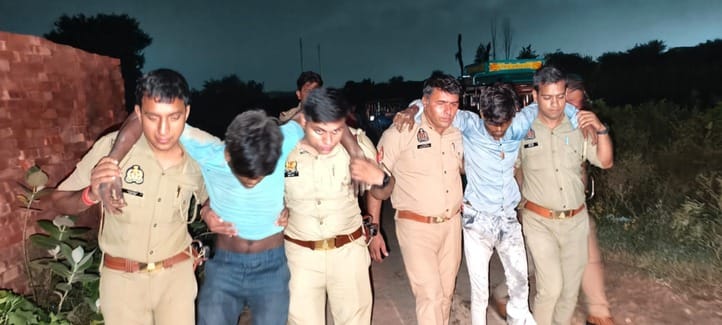firozabad news police encounter two arrested