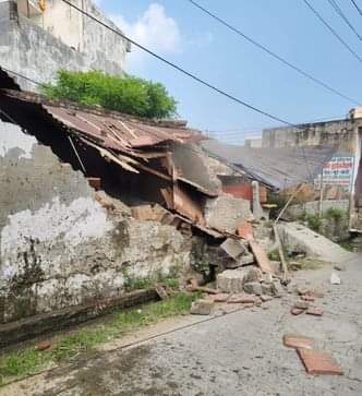 40 illegal encroachments removed from Firni, demolition carried out amid protests