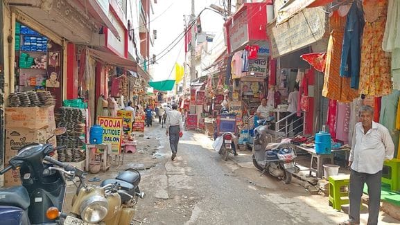 Now the market will return to its glory from Navratri