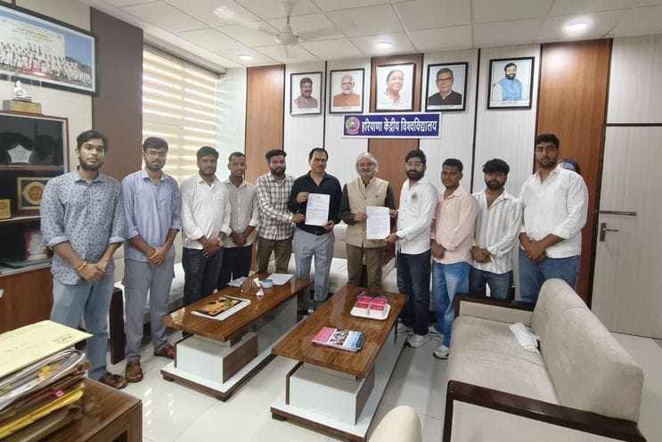 Student organizations demanded transparency in PhD admissions.