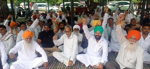 Farmers demanded early procurement of paddy and millet