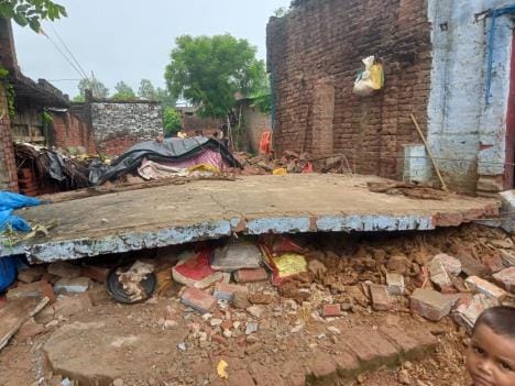 Roof of house collapses, couple and daughter injured