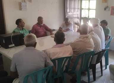 A seminar was held for garlic farmers.