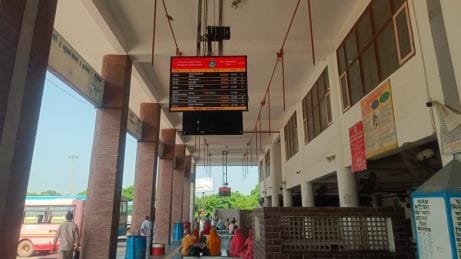 Three new LED screens have been installed at the new bus stand, which will display the schedule and routes.