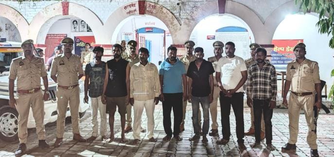 Seven robbery accused sent to jail