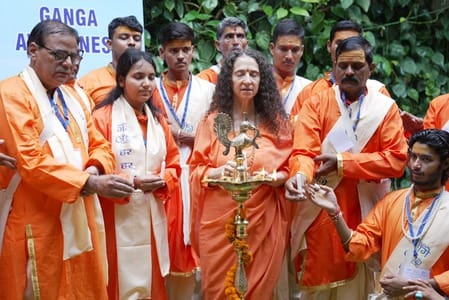Ganga Aarti is a symbol of faith: Sadhvi Bhagwati