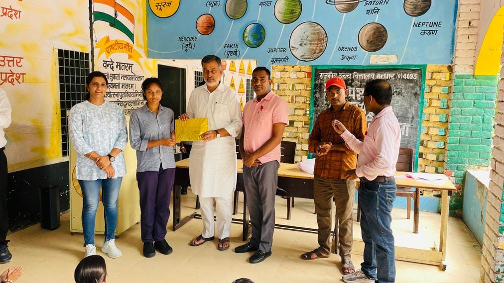The importance of cleanliness was explained to the students