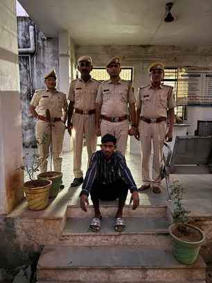 Rajasthan Crime: Fugitive accused in Sirohi govt teacher murder case arrested, motorcycle used in crime seized