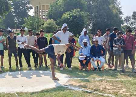 Mithun won the shot put, Paras won the discus