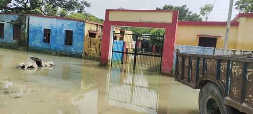 Water again exceeds one foot at Chitrakoot dip on Rajepur-Badaun road