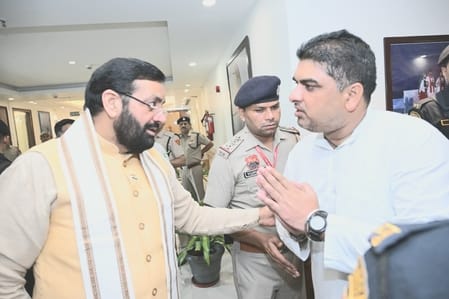 BJP leaders met the CM regarding bad roads