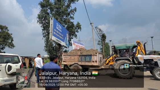 24 illegal unipoles up to Yamuna Bridge and 45 up to GT Road Haldana were removed.