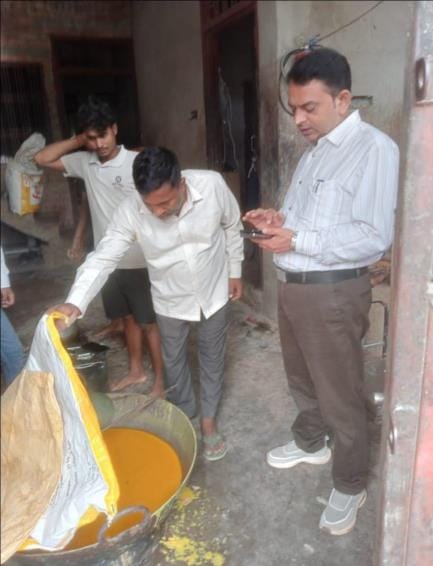 Flies were found dead in a solution of gram flour and suga