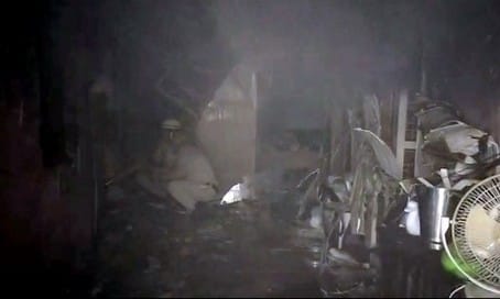 A house caught fire due to a leak in the cylinder, five people were injured.