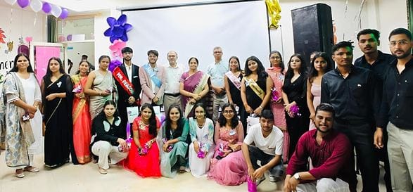 Gaurav became Mr. and Riya became Miss Fresher.
