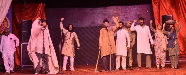 Grand inauguration of Ramlila in Old Grain Market, tribute paid to the martyrs on the first day