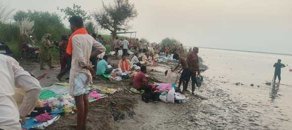 Took a dip in the Ganges for the peace of the souls of ancestors