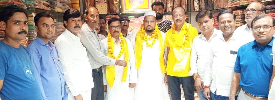 The former committee of the Shri Ram Coronation Board was reinstated by a voice vote.