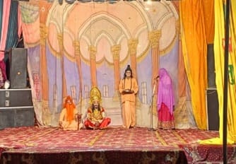 Cheers echoed on the birth of Shri Ram and Sita