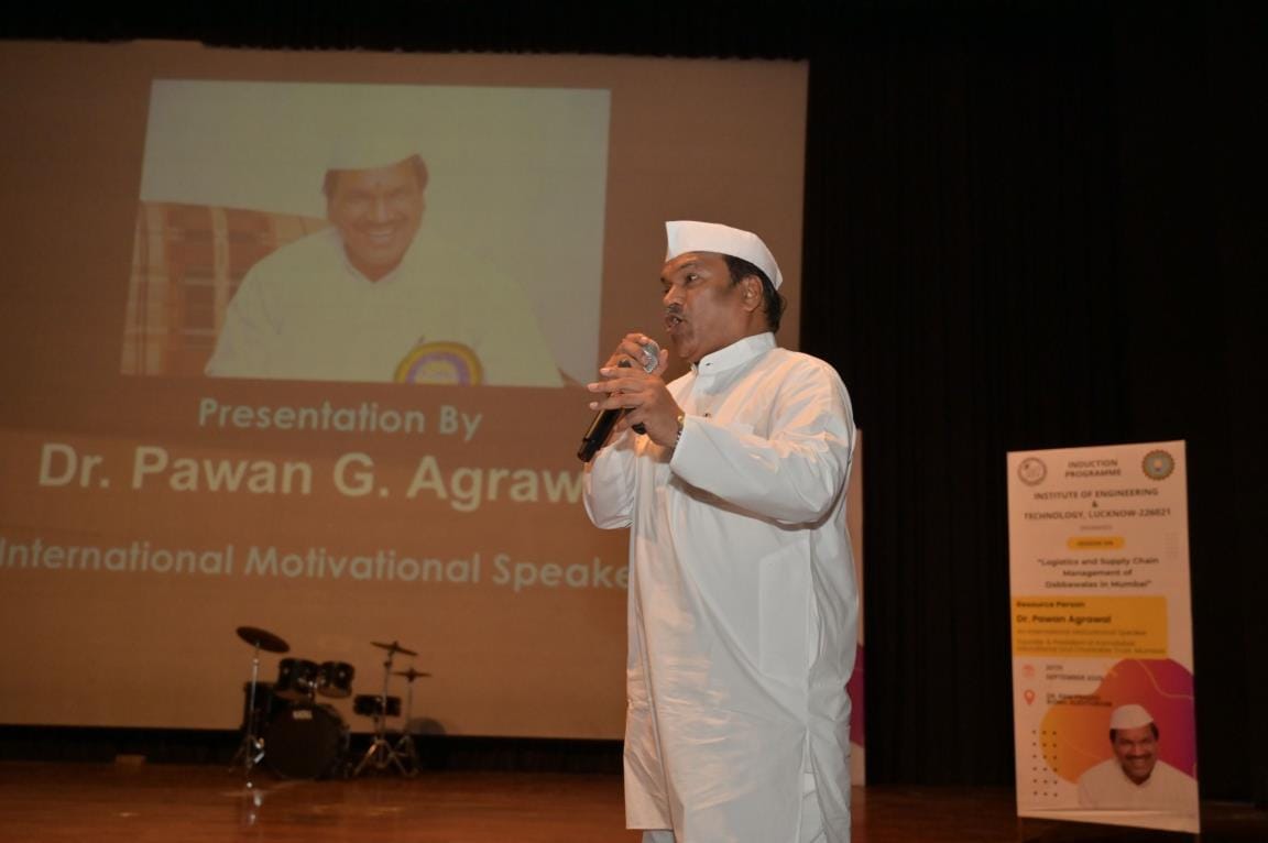 Dr. Pawan Agarwal, CEO of Dabbawala Association, shared his business mantra