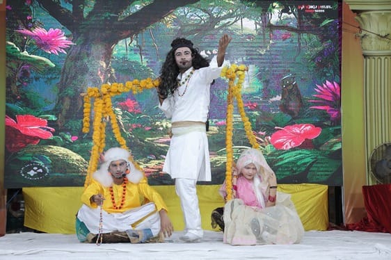 The story of Shravan Kumar gives the message of serving parents to the youth.