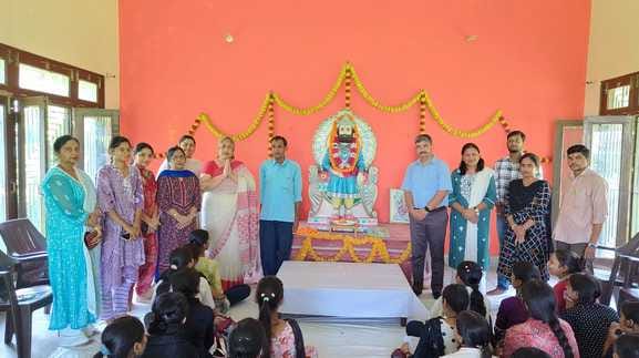Nandini got first place in essay writing