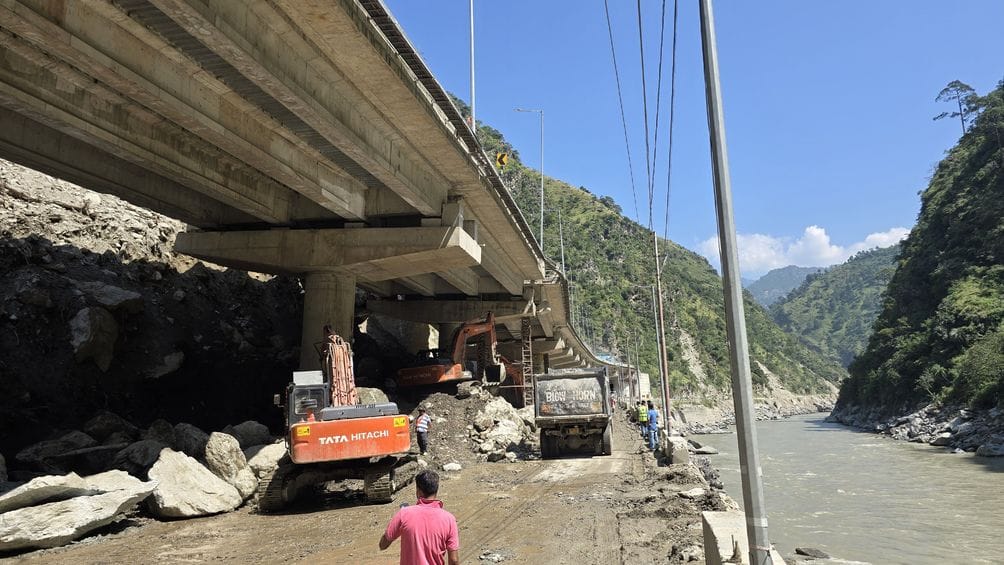 Mandi-Kullu National Highway remained closed