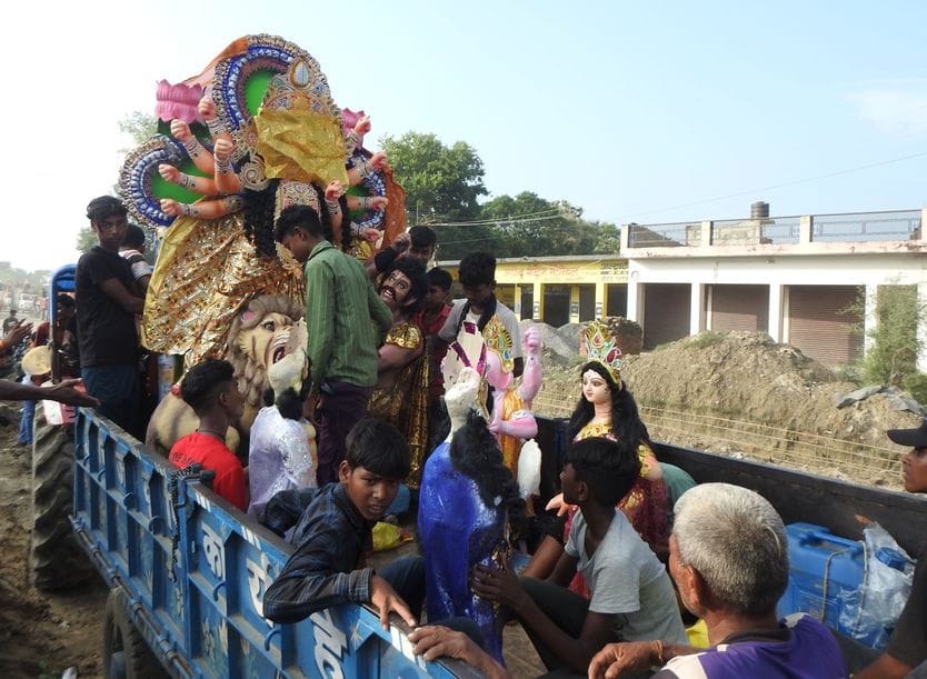 Siddharthnagar News: Cheers of Jai Mata Di kept echoing throughout the day