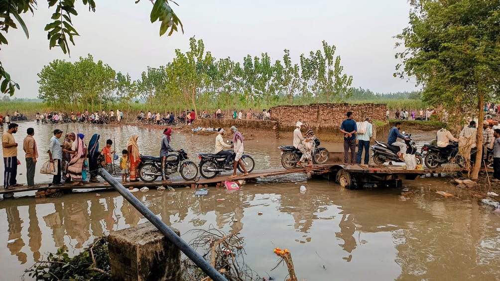 Wherever Ganga water was found, there the dip of faith was taken