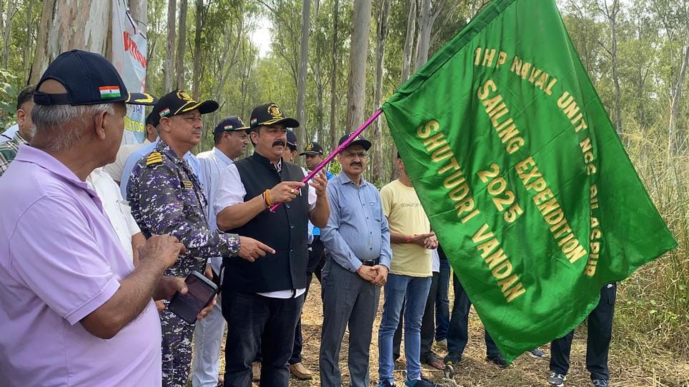 The MLA sent off the expedition team from Bihadu Ghat.