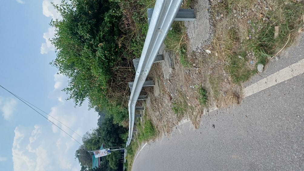 Roadside crash barriers installed in Bhatehad