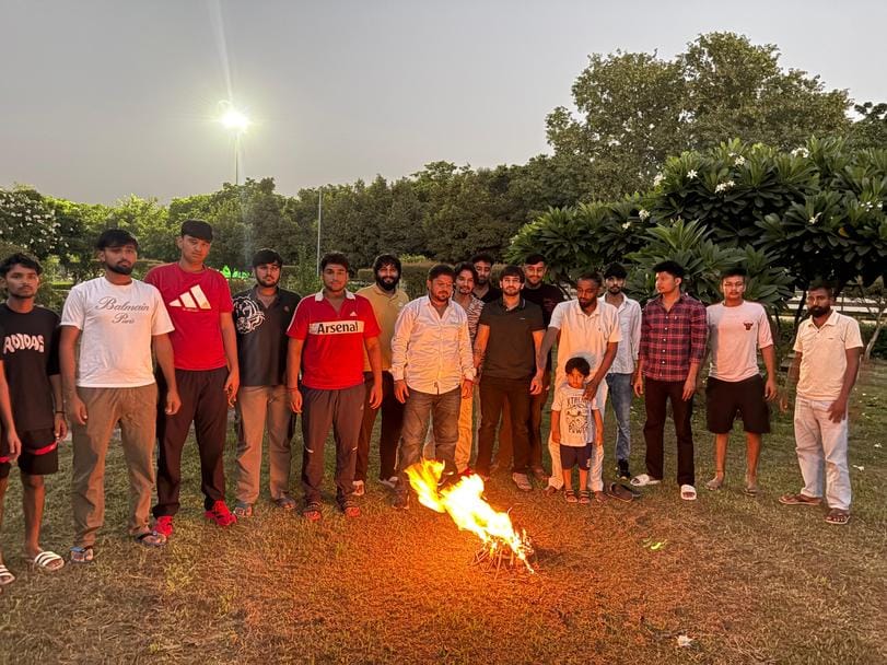 Student organizations performed a havan at MDU, demanding an investigation into the improperly constructed flower pots.