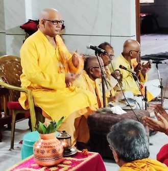 Chanting of Gayatri Mahamantra and lighting of lamp completed on the occasion of birth centenary