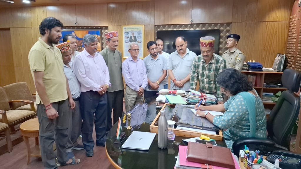 People met DC for repair of island bridge road