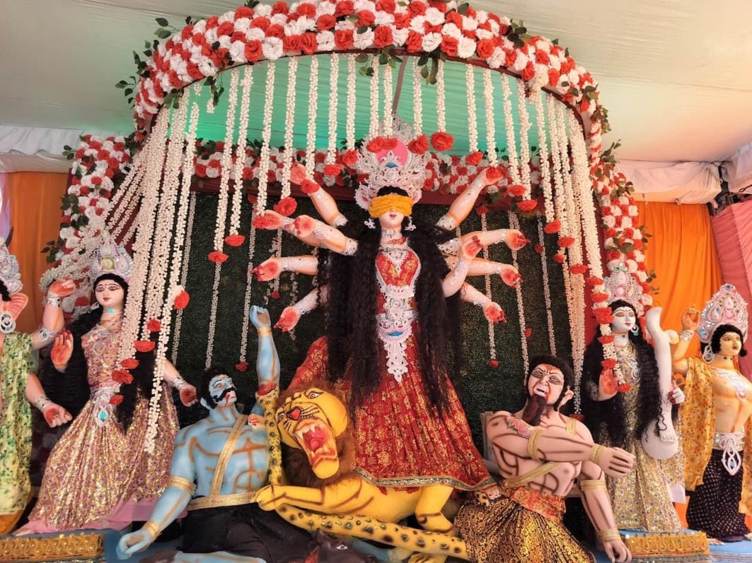 Goddess Maa will be seen amidst the roar of Rafale.