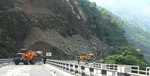 The Muglin-Narayangarh road could not be opened even on the third day