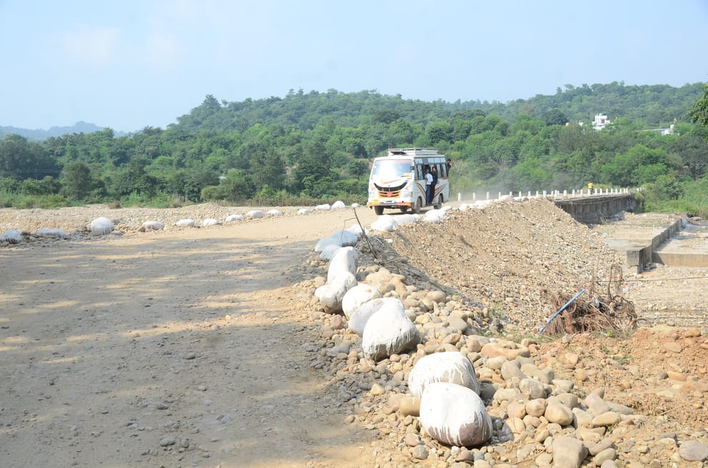 Rajbagh-Dhanni Bakhta road restored after a month
