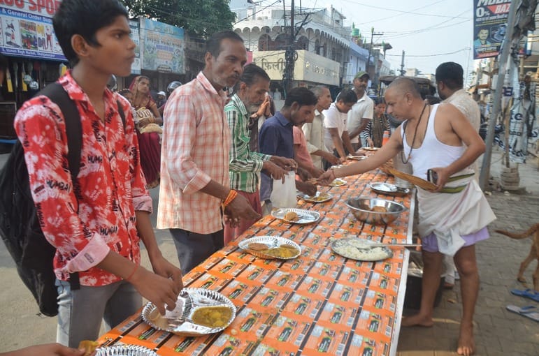 Devotees gathered at the Amavasya fair