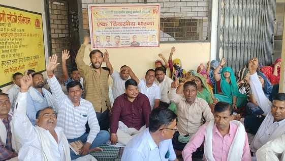 Cleaning workers staged a sit-in again to demand the appointment of an ACP.