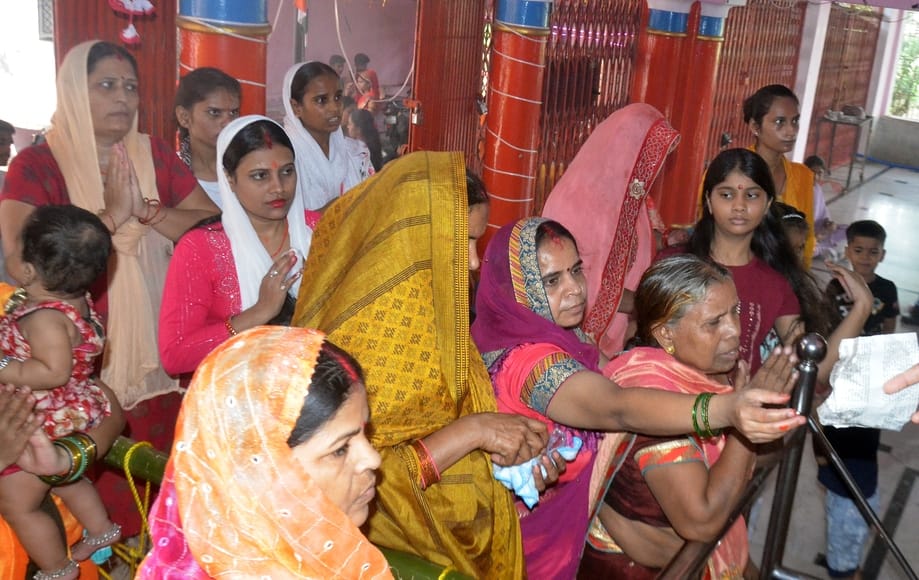 Devotees thronged the Devi temples on the first day of Navratri.