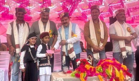 Players honored at Thaltukhod fair
