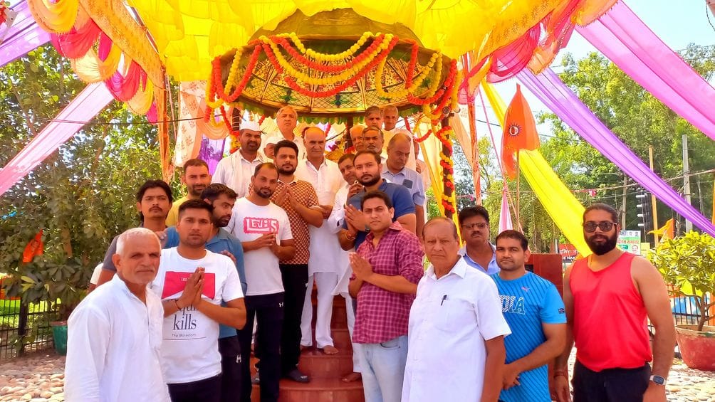 Congressmen paid homage to Maharaja Agrasen