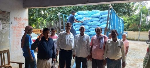 After 21 years, fertilizer reached Bhaupur Cooperative Society