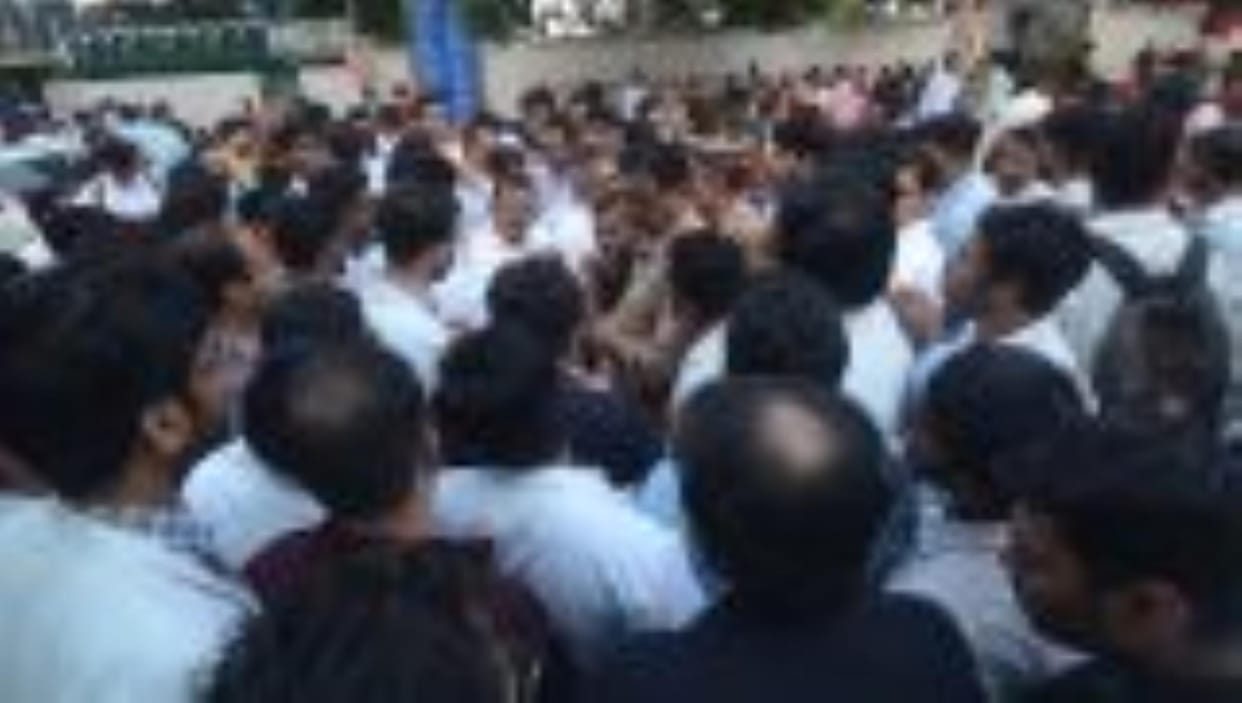 Four residents accused of beating a nursing officer suspended, FIR registered against nine