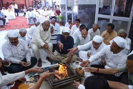 Maharaja Agrasen worked on the basis of humanity: Gupta