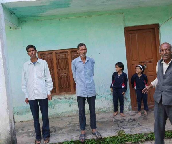 No one to look after the patients, lock of neglect in PHC Kandarichina