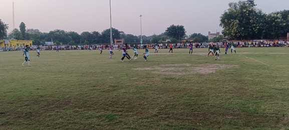 Ameer scored twice as Usiya defeated Ara 3-1.