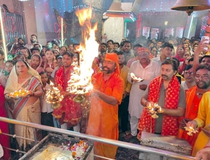 Navratri: Temples resonate with the worship of Goddess Shailputri